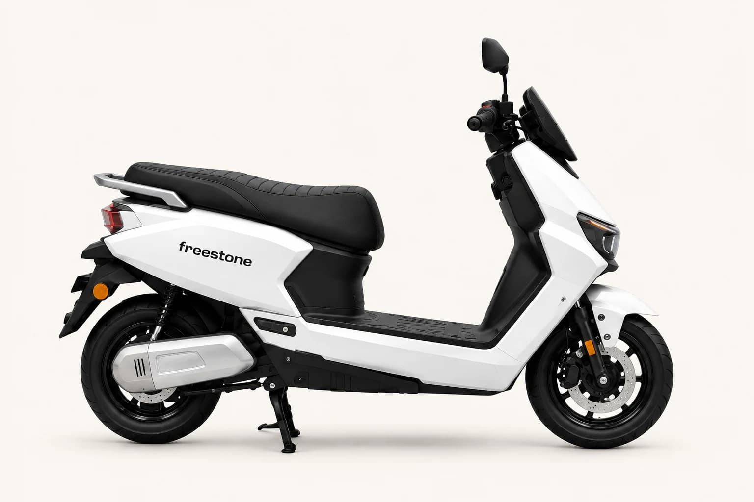 Freestone 03 in Pearl White, side profile